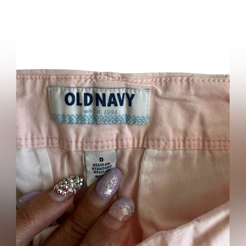 Old navy pink cotton shorts - Picture 3 of 3